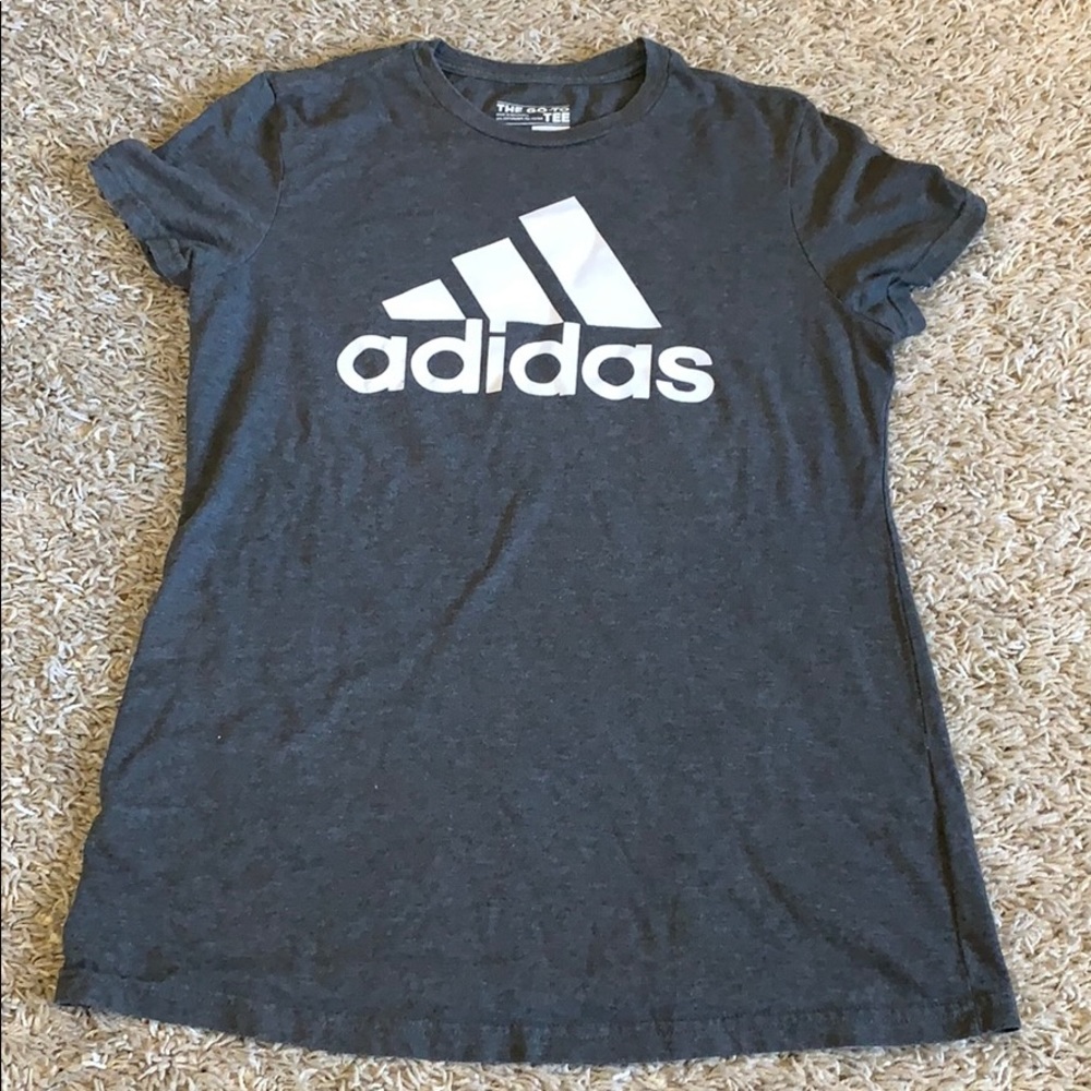 Adidas tee